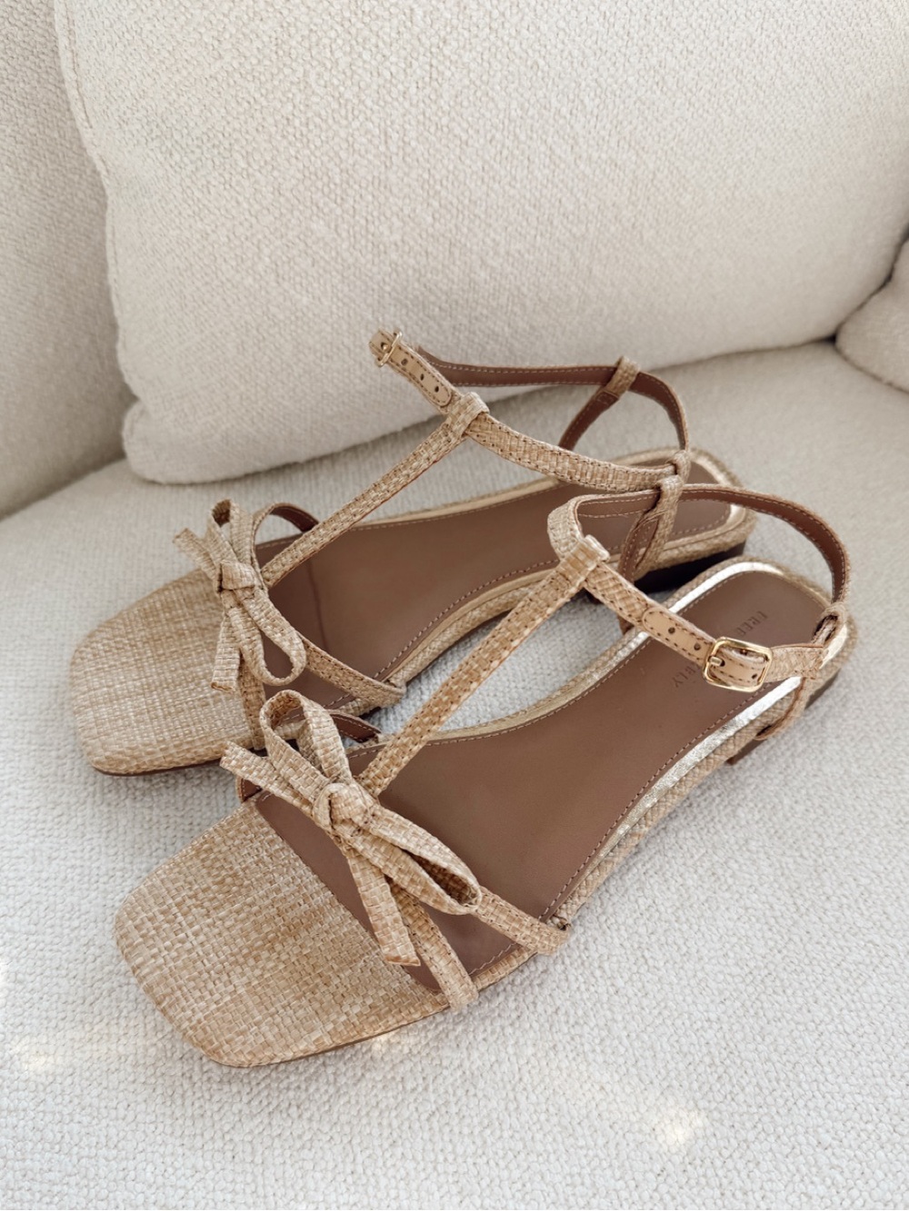 Walmart’s Women’s Neutral Bow T-Strap Sandals - Beige/Tan